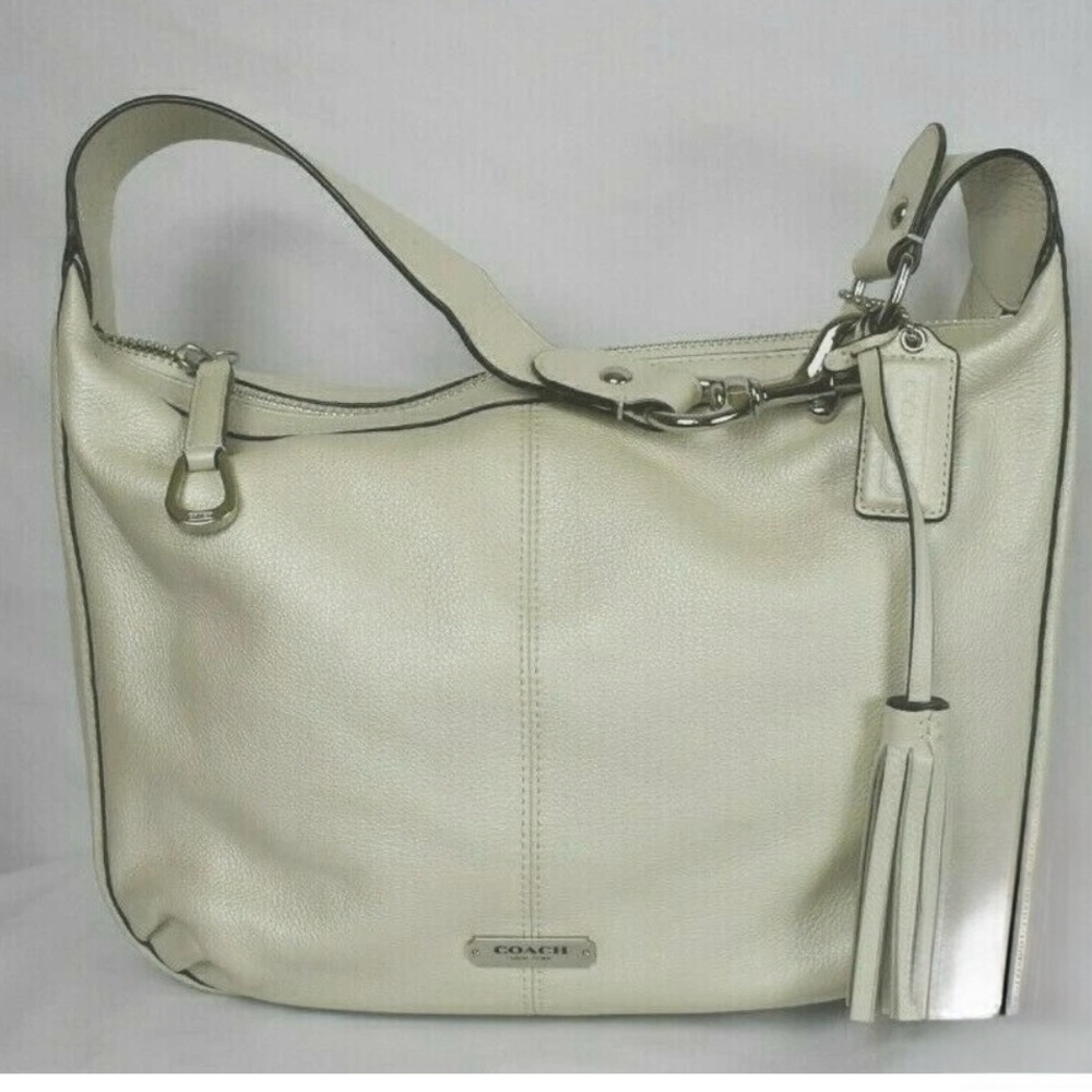 Coach Cream Leather Shoulder Bag